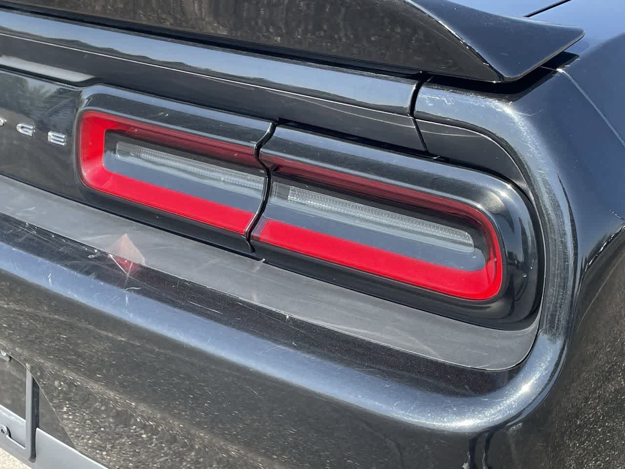 Used 2022 Dodge Challenger SXT RWD image 36