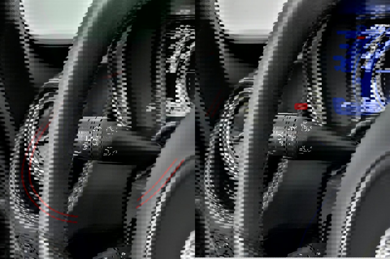 Used 2020 Alfa Romeo 4C Spider image 28