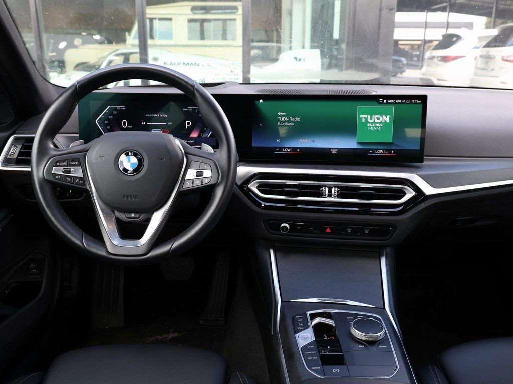 Used 2024 BMW 330i Sedan w/ Premium Package image 24