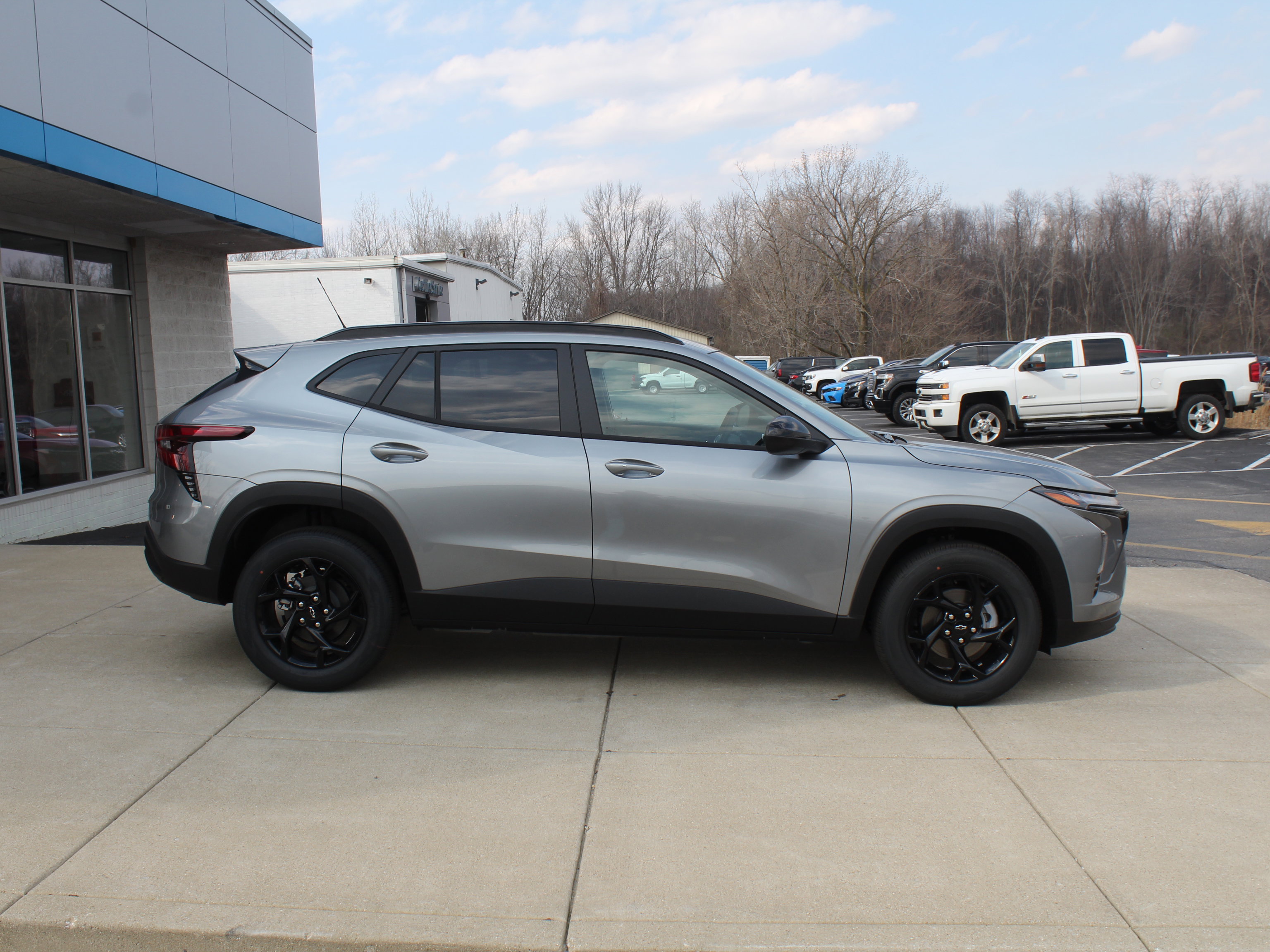 New 2026 Chevrolet Trax LT image 3