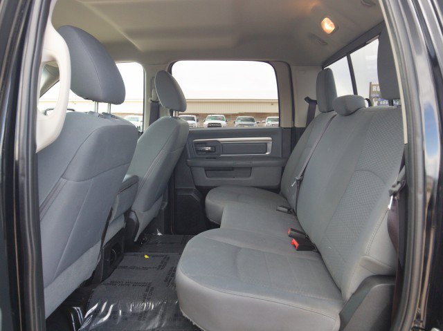 Used 2017 RAM 1500 Classic SLT AWD/4WD image 27