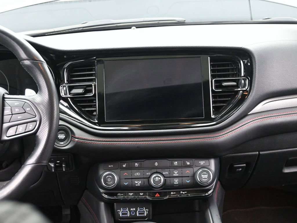 Used 2023 Dodge Durango GT image 27
