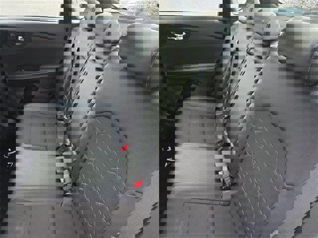 Used 2023 Kia Forte GT-Line image 23