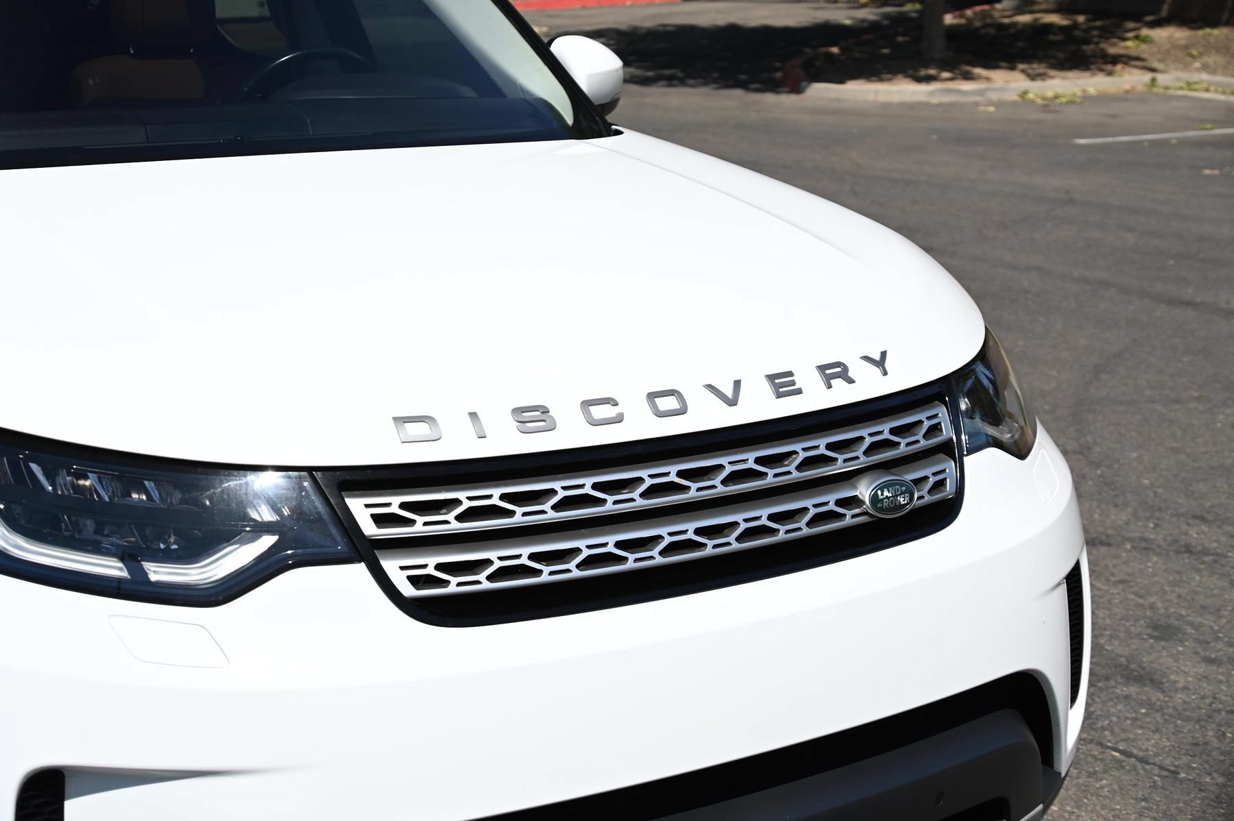 Used 2019 Land Rover Discovery HSE AWD/4WD image 10