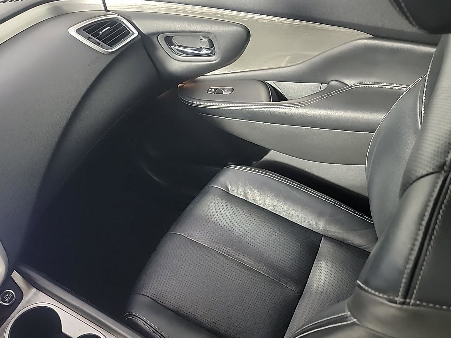 Used 2015 Nissan Murano SL w/ Cargo Package image 23