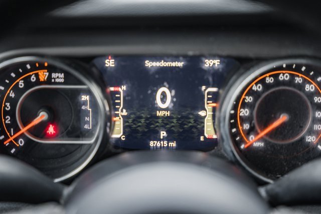 Used 2022 Jeep Gladiator Willys image 48