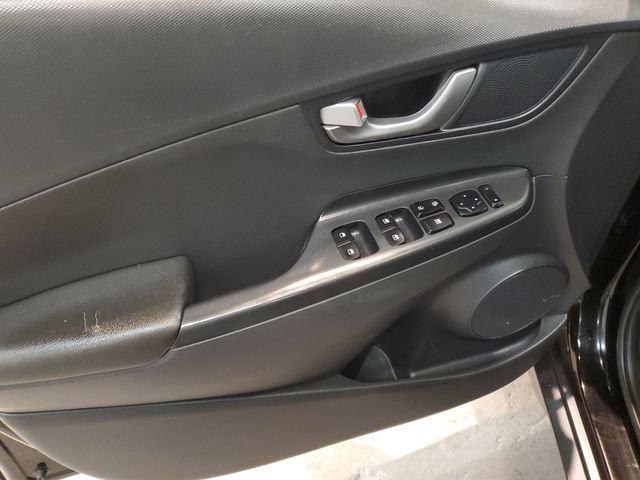 Used 2021 Hyundai Kona Ultimate AWD/4WD image 11