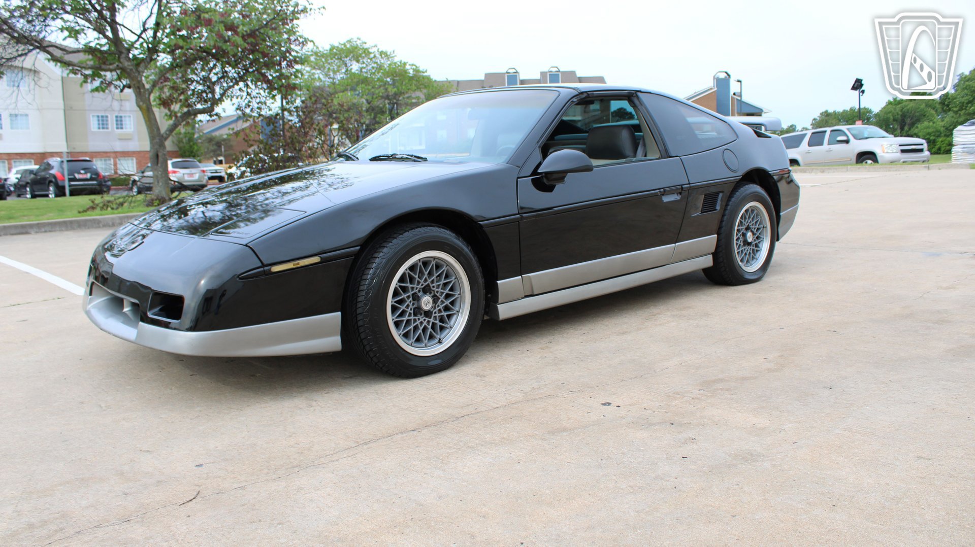 Used 1987 Pontiac Fiero GT RWD image 21