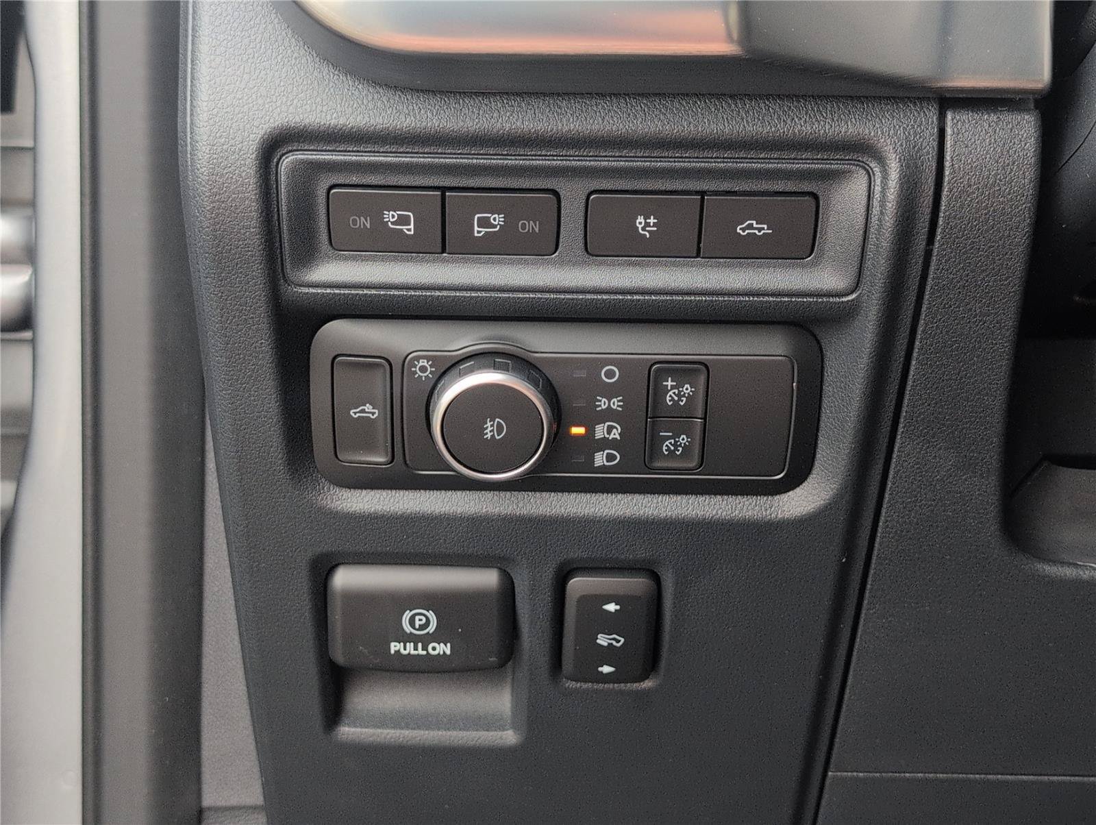 Used 2022 Ford F150 Lariat AWD/4WD image 33