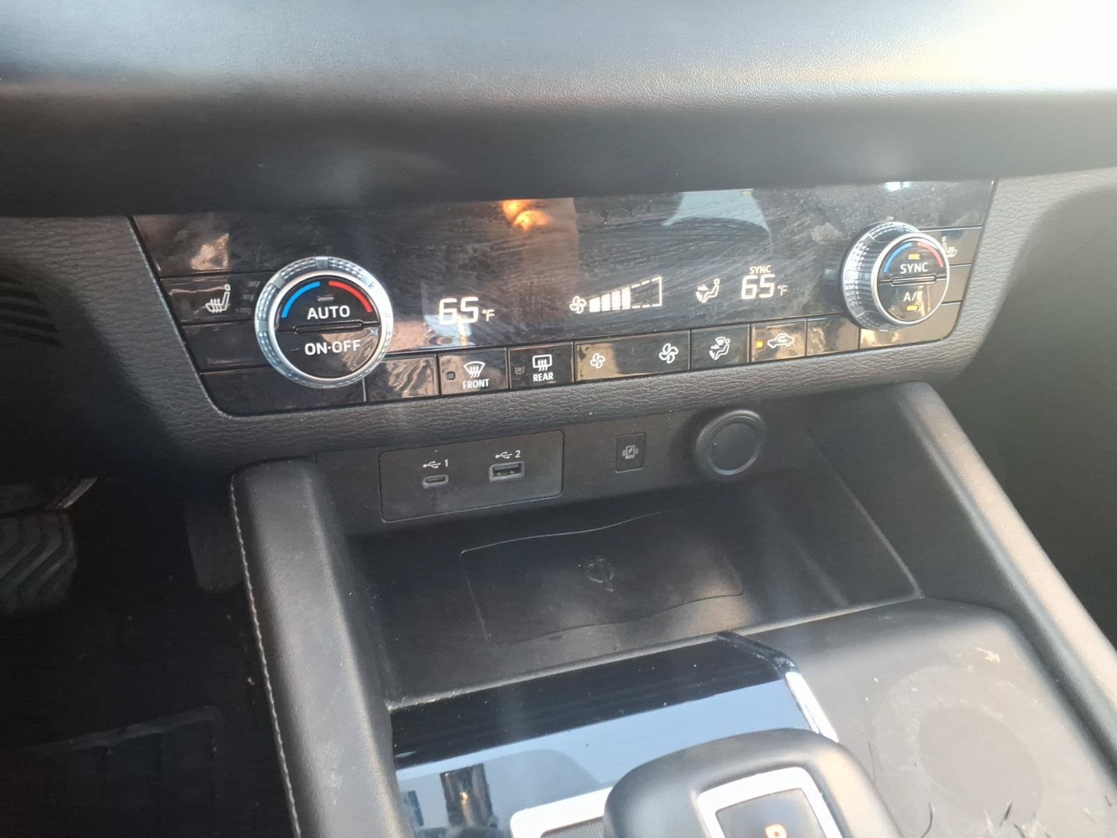 Used 2022 Mitsubishi Outlander SE FWD image 19