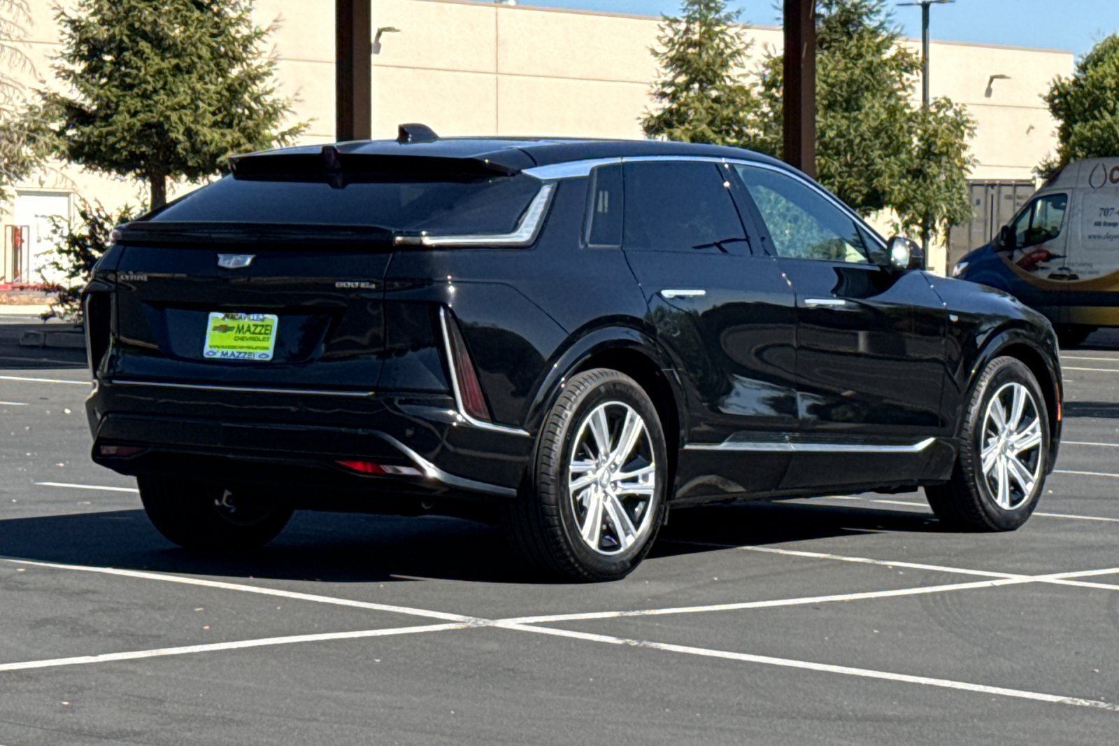 Used 2024 Cadillac Lyriq Tech AWD/4WD image 11