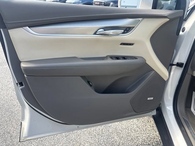 Certified 2019 Cadillac XT5 Luxury w/ Trailering Package AWD/4WD image 17