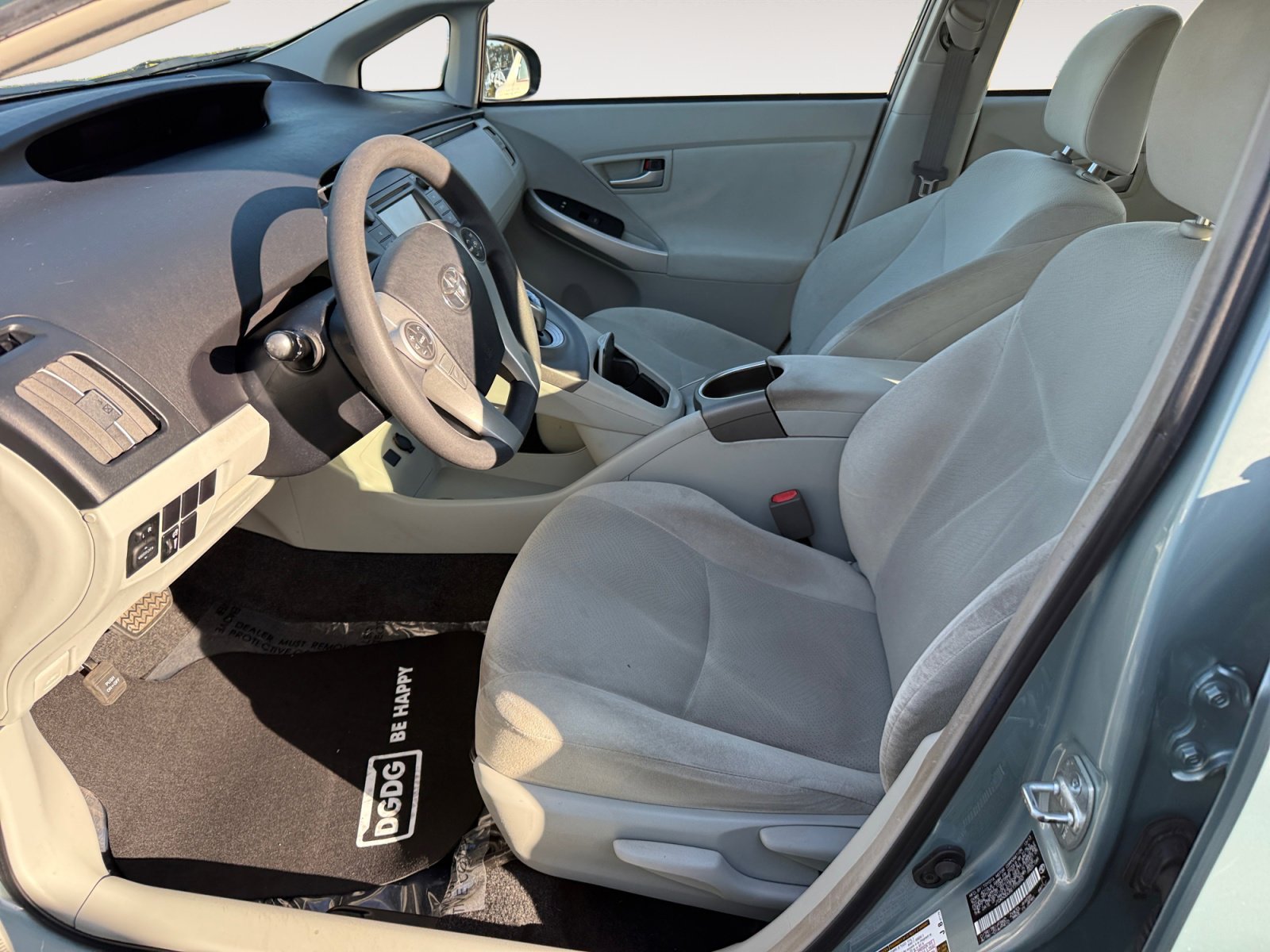 Used 2014 Toyota Prius Four image 10