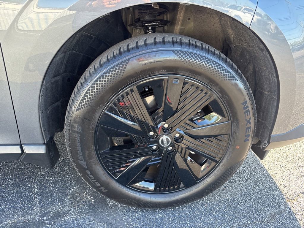 Used 2025 Nissan Murano SV image 10