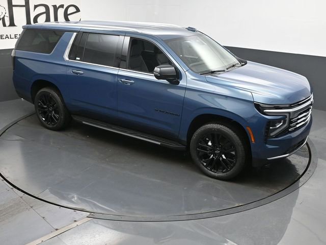New 2025 Chevrolet Suburban Premier image 27