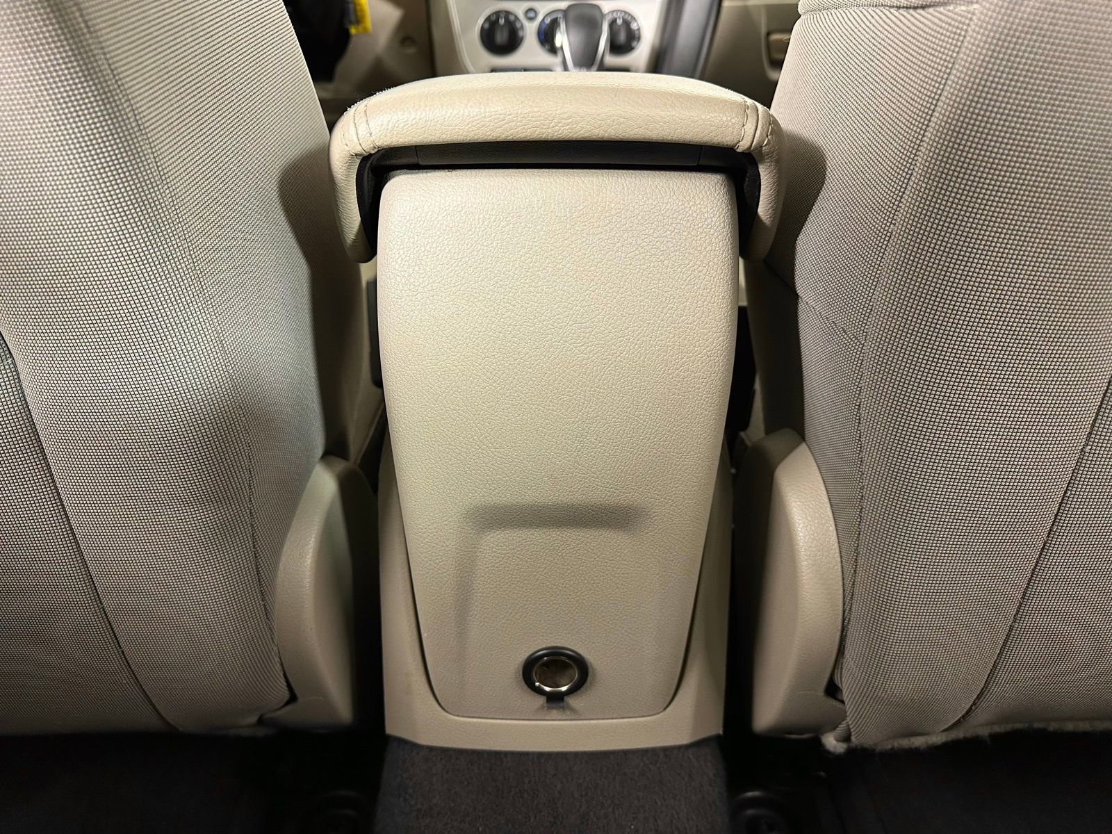 Used 2014 Ford Focus SE image 26