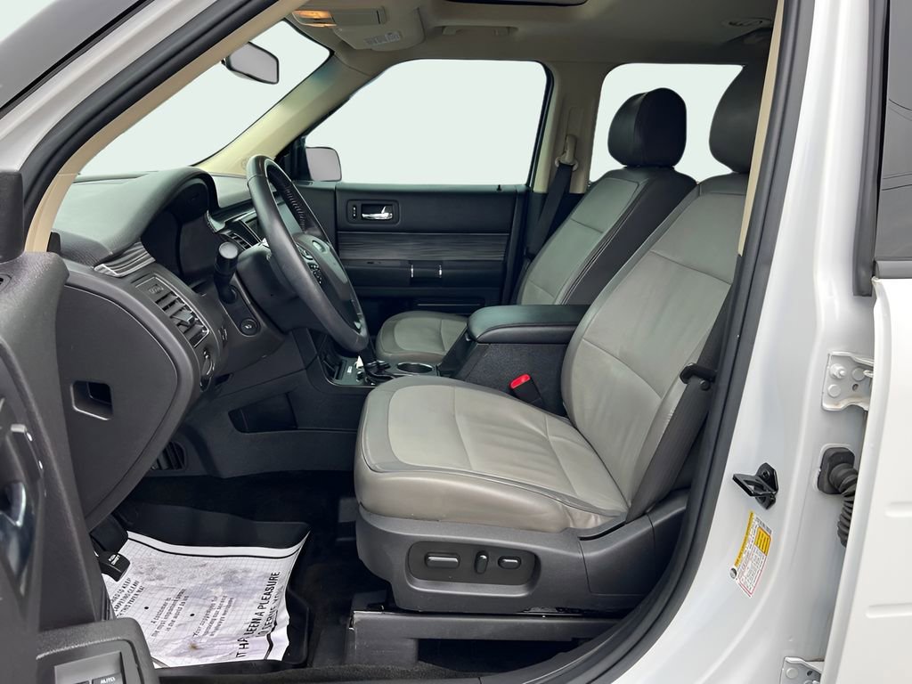 Used 2019 Ford Flex SEL w/ Equipment Group 202A AWD/4WD image 9