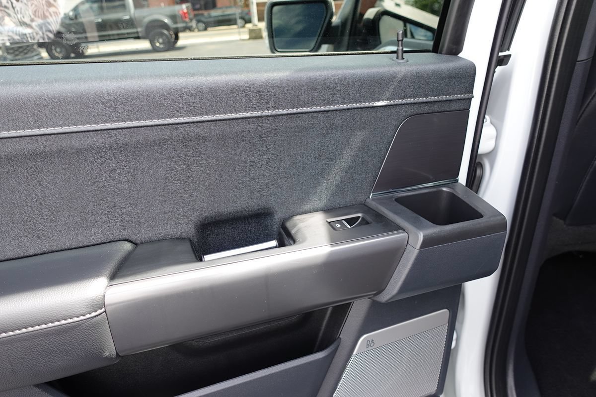 Used 2024 Ford F150 Lariat AWD/4WD image 27