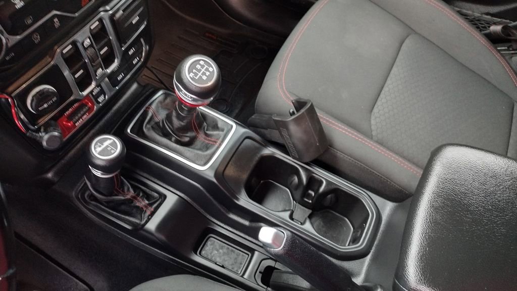 Used 2022 Jeep Wrangler Unlimited Rubicon image 14