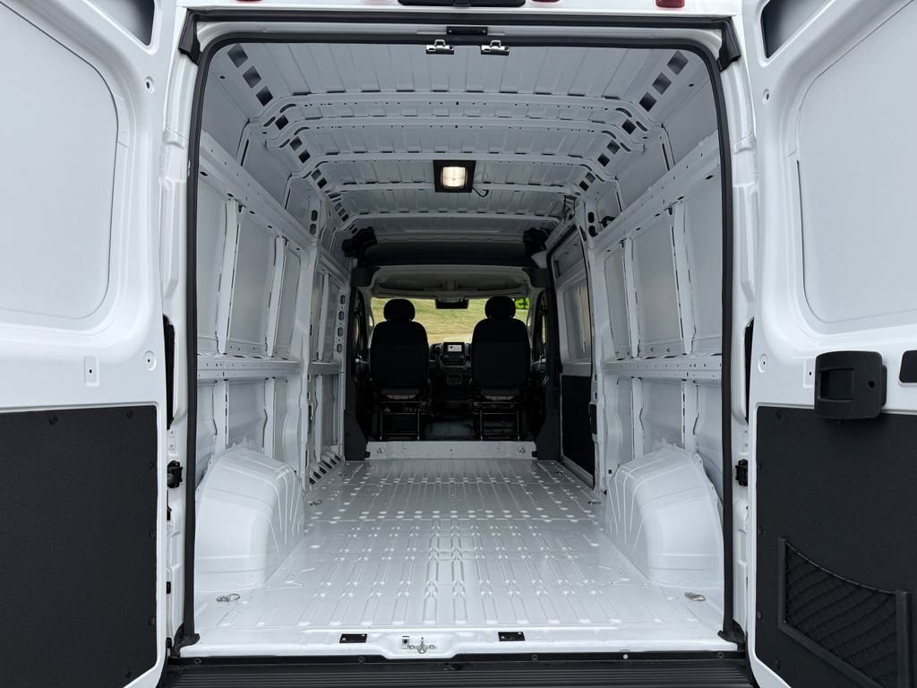 New 2025 RAM ProMaster 2500 w/ Convenience Group image 13
