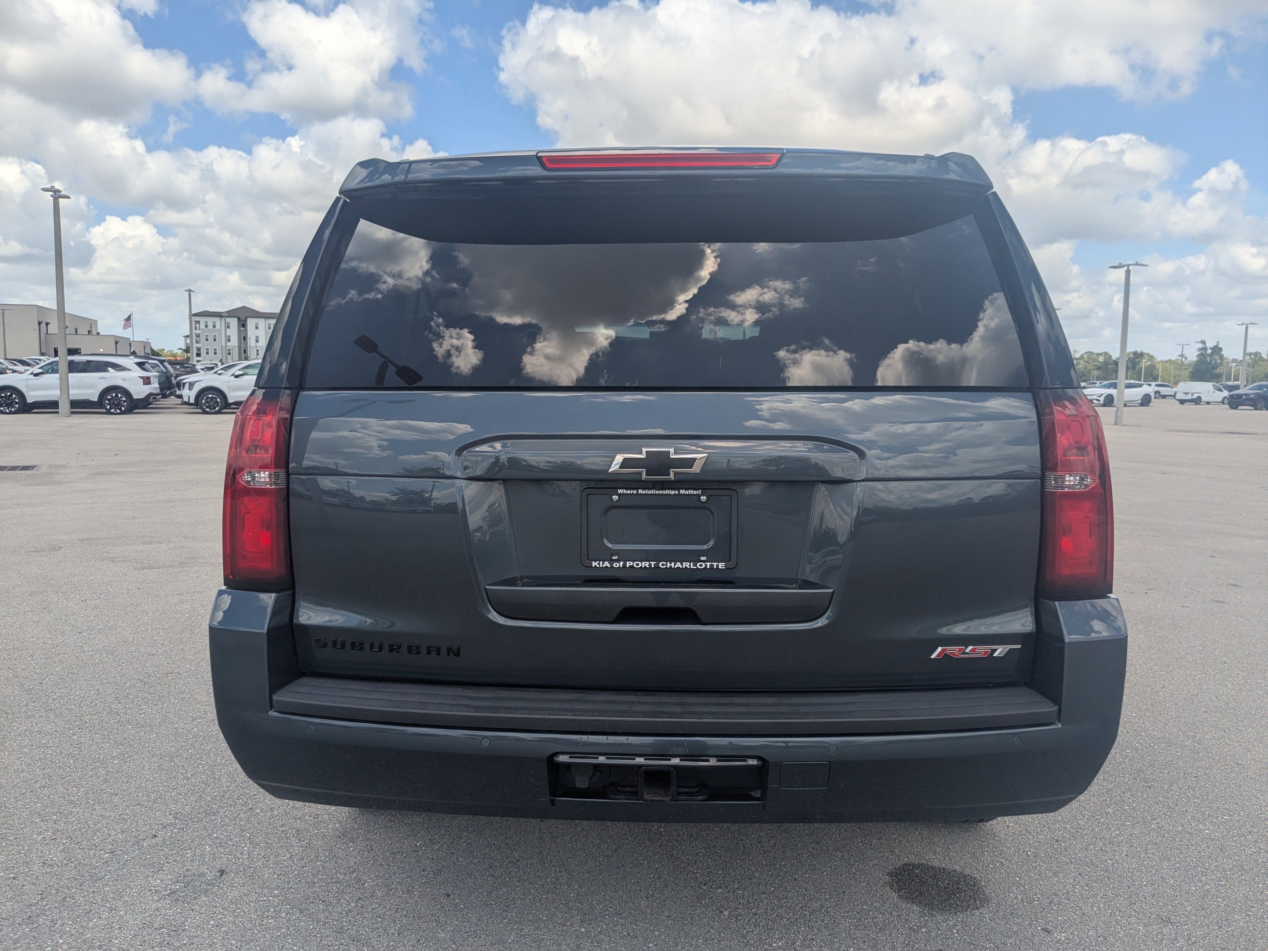 Used 2020 Chevrolet Suburban Premier image 6