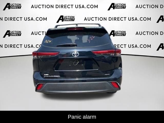 Used 2022 Toyota Highlander L AWD/4WD image 8