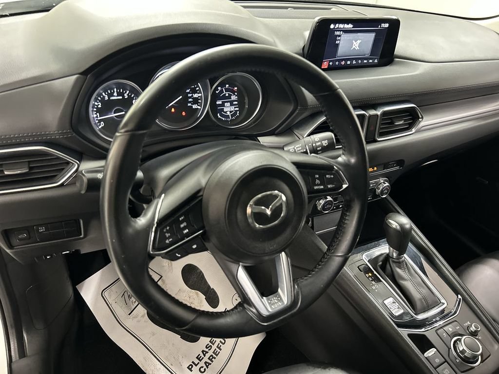 Used 2017 MAZDA CX-5 Touring w/ Preferred Equipment Package AWD/4WD image 4