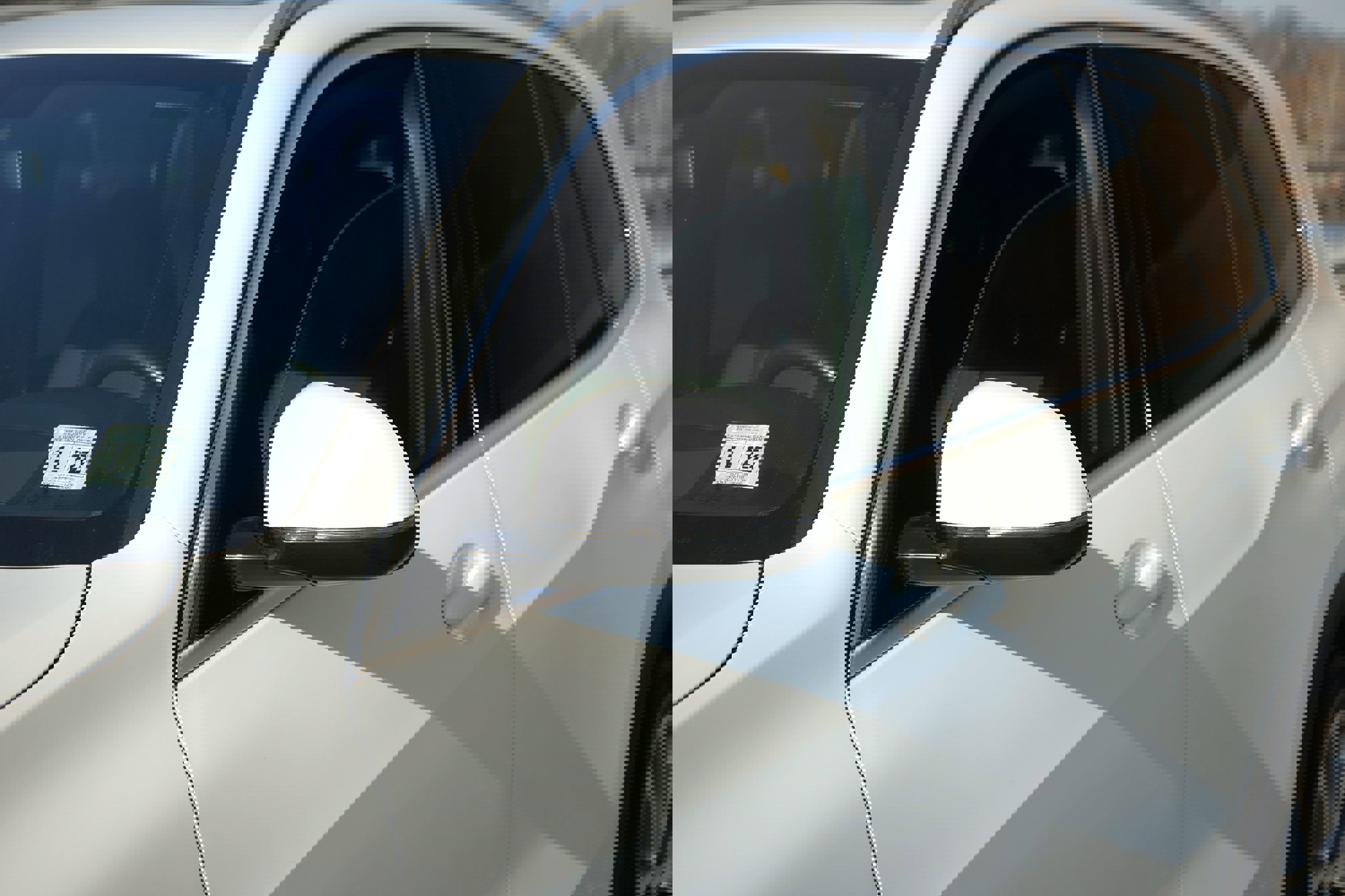 Used 2022 BMW X5 xDrive40i w/ Premium Package AWD/4WD image 9