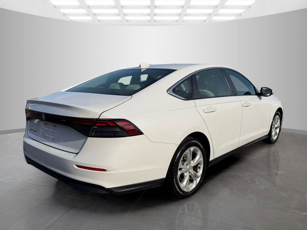 Used 2023 Honda Accord LX image 7