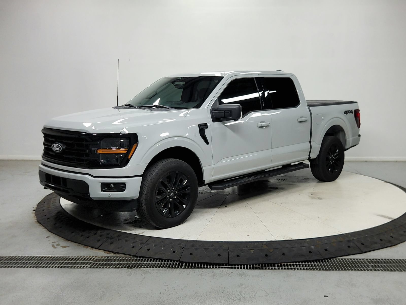 Used 2024 Ford F150 XLT w/ Equipment Group 303A High AWD/4WD image 4