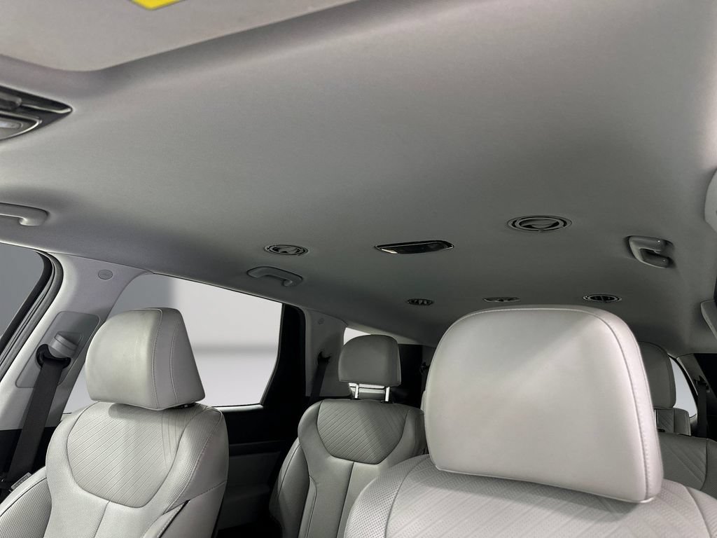 Certified 2024 Hyundai Palisade SEL FWD image 18