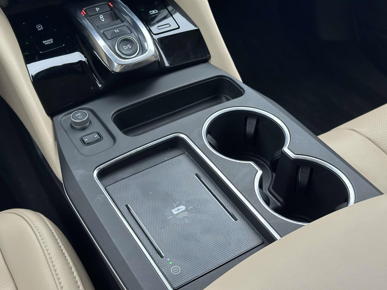 Certified 2025 Acura MDX w/ Technology Package image 22