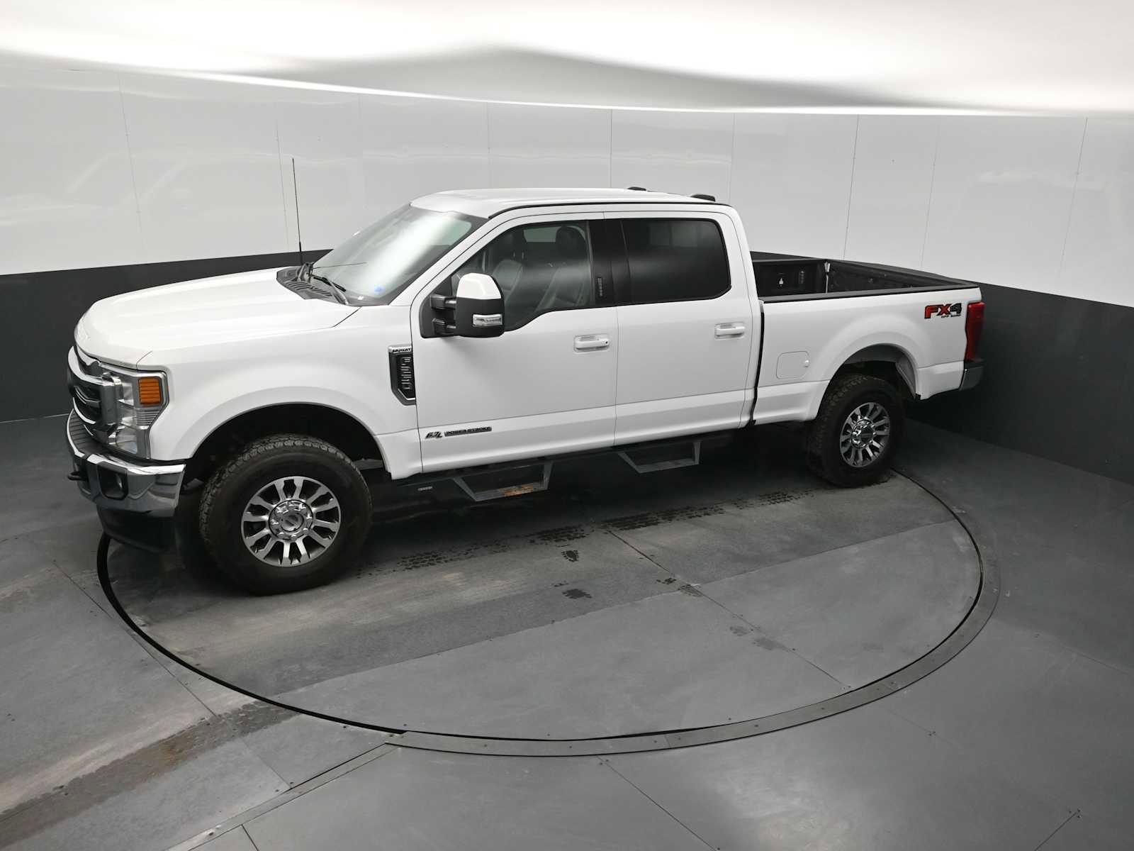 Used 2021 Ford F250 Lariat w/ Lariat Value Package image 11