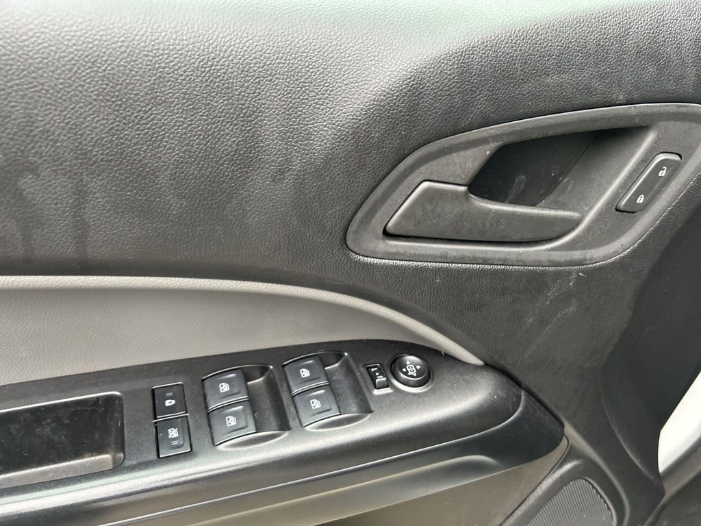 Used 2022 Chevrolet Colorado W/T w/ Custom Special Edition AWD/4WD image 8