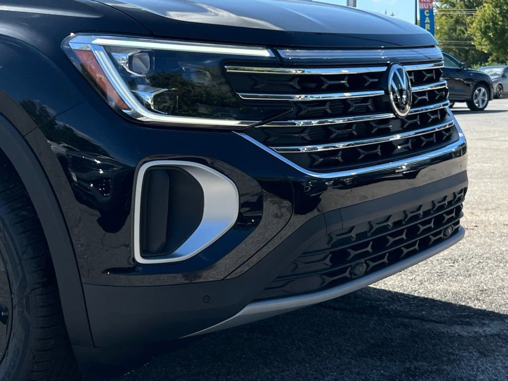 New 2026 Volkswagen Atlas SE image 2