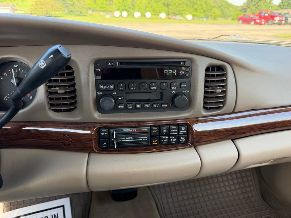 Used 2004 Buick Le Sabre Custom FWD image 21