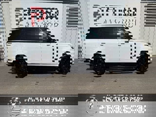 Used 2023 Land Rover Range Rover Long Wheelbase SE image 3