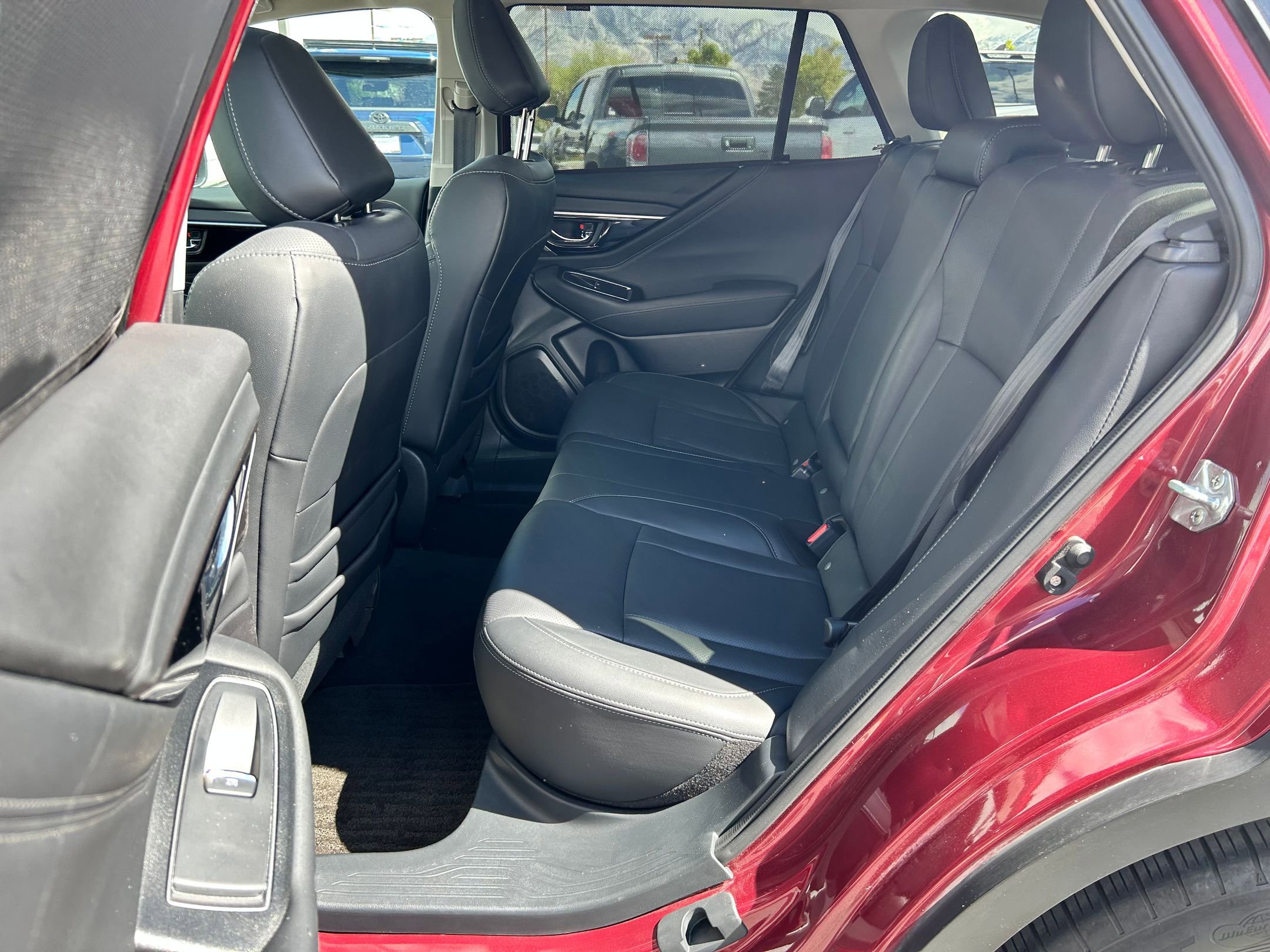 Used 2023 Subaru Outback Limited image 24