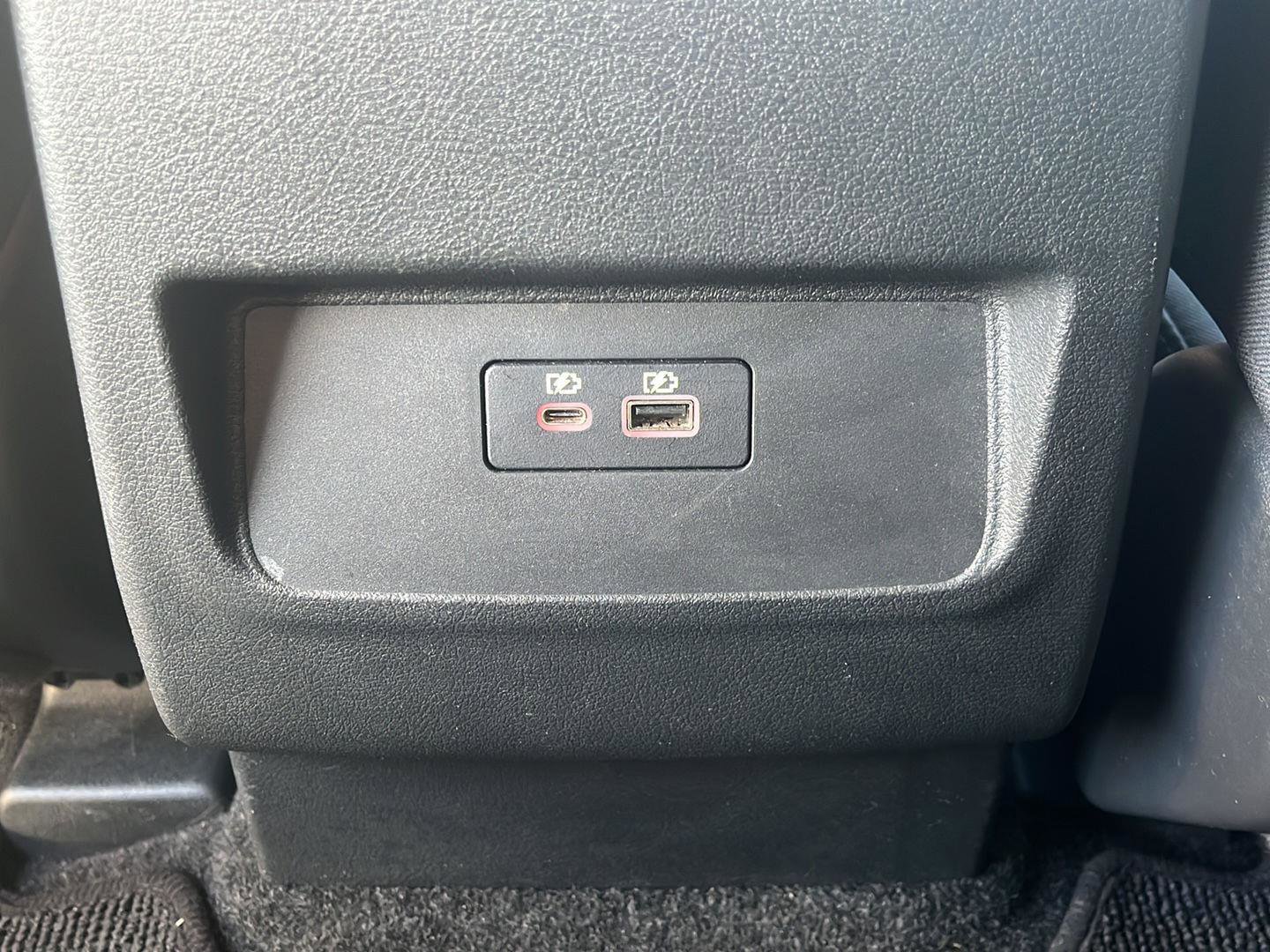 Used 2024 Nissan Frontier SV image 28