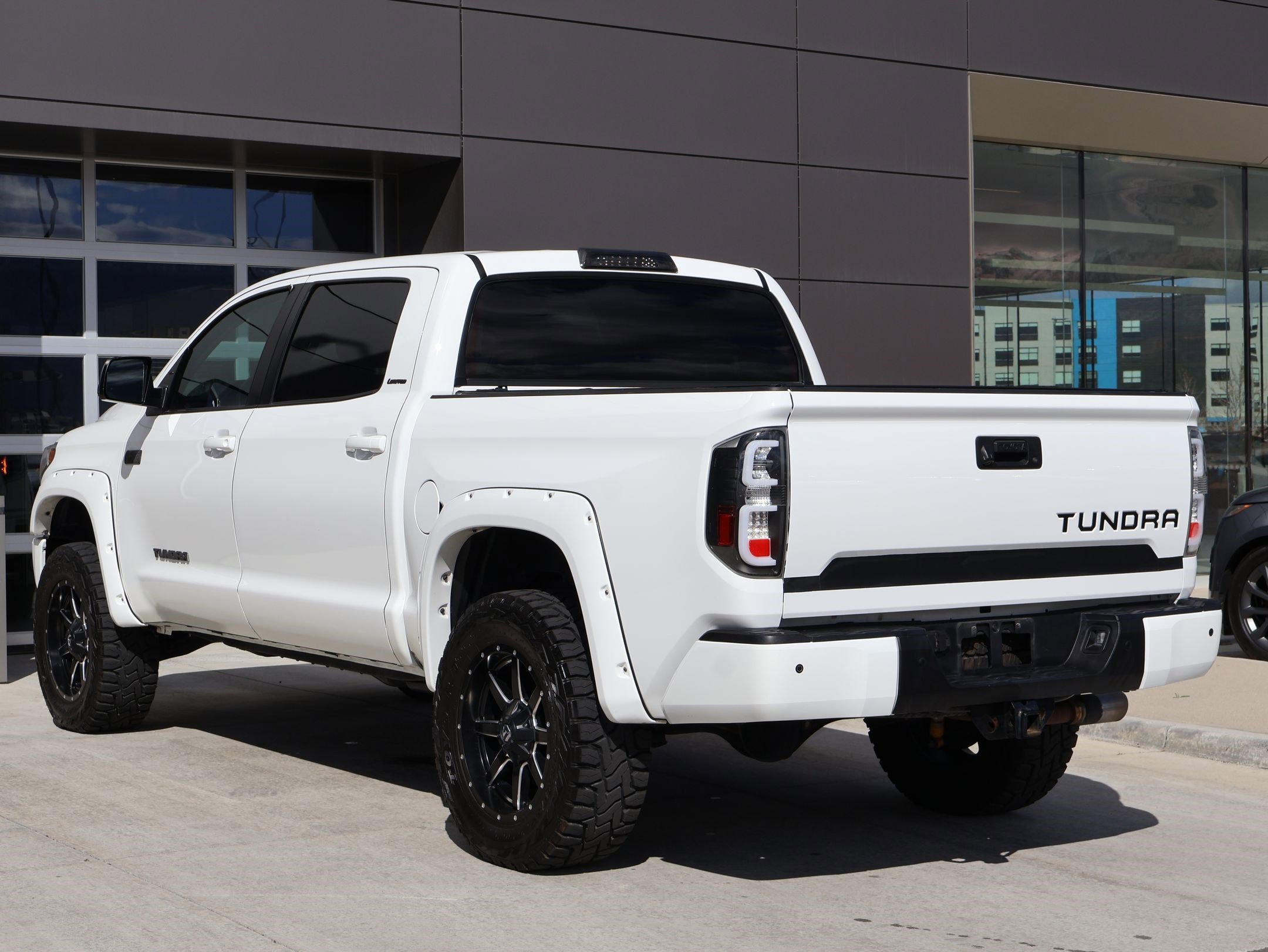 Used 2017 Toyota Tundra Limited image 8