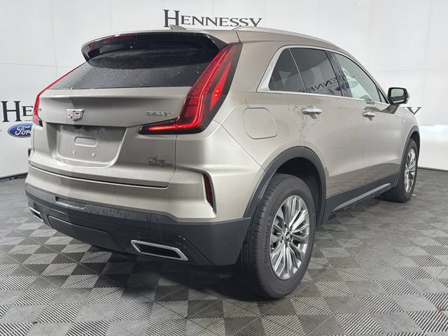 Used 2025 Cadillac XT4 Premium Luxury w/ Cold Weather Package FWD image 27