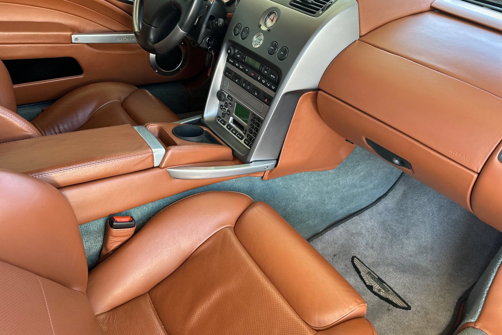 Used 2004 Aston Martin Vanquish RWD image 15