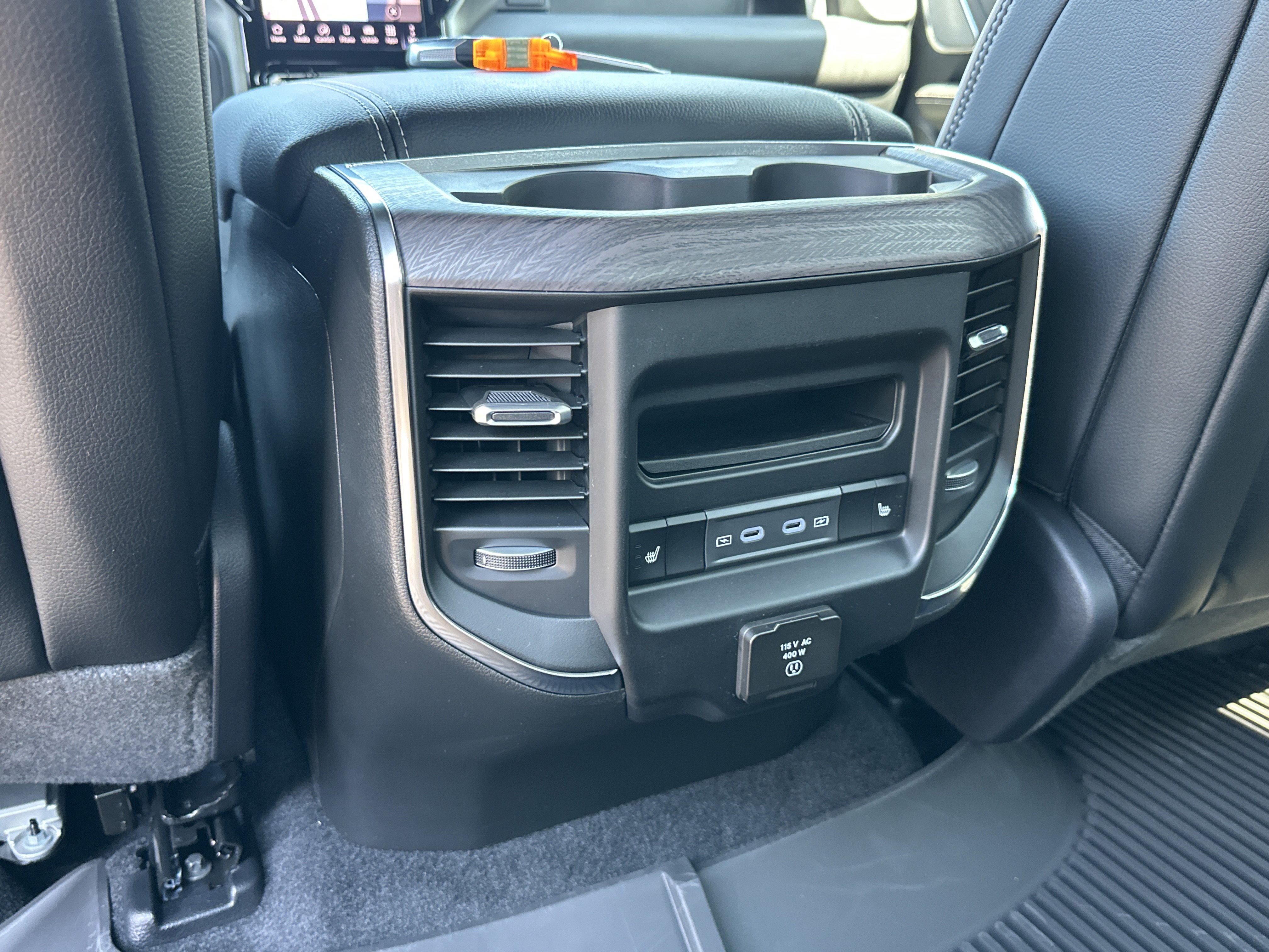 New 2027 RAM 1500 Laramie w/ Night Edition AWD/4WD image 33