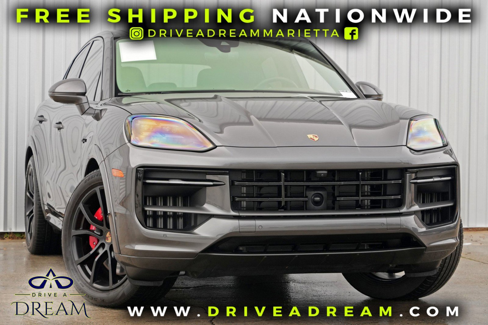 Used 2025 Porsche Cayenne S image 2