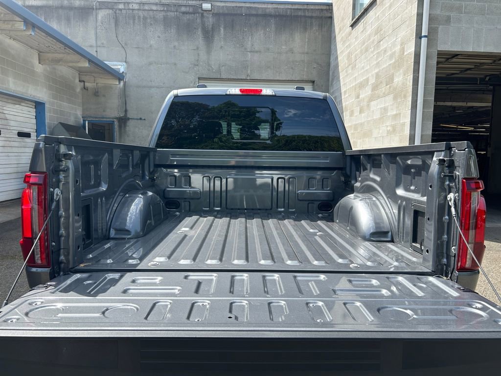 Used 2026 Ford F150 Lariat AWD/4WD image 23