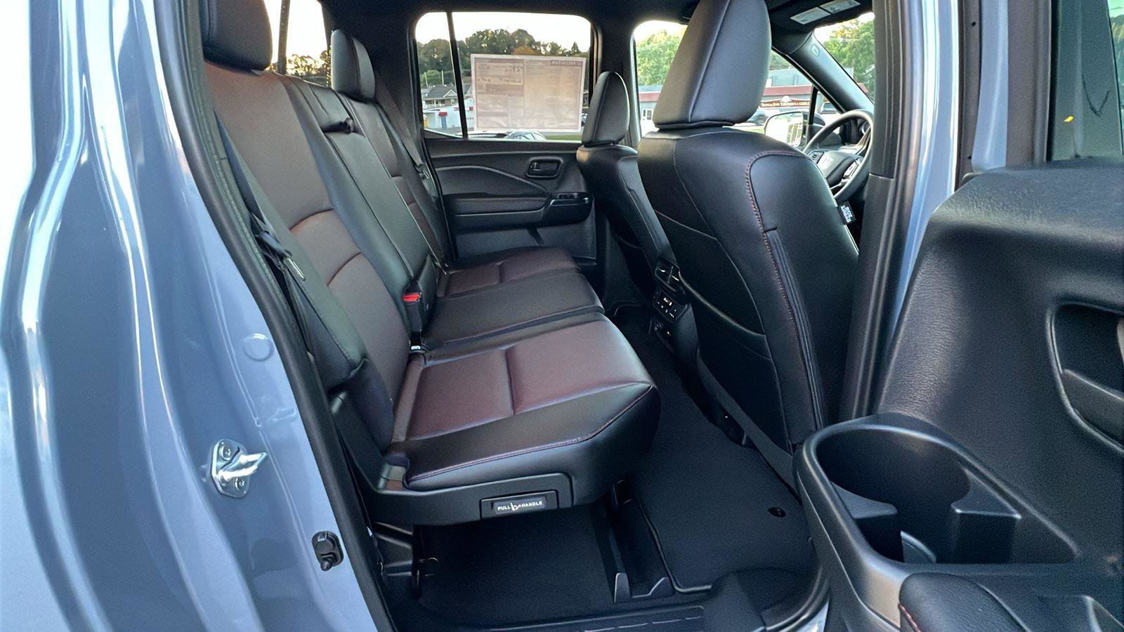 New 2026 Honda Ridgeline Black Edition image 15