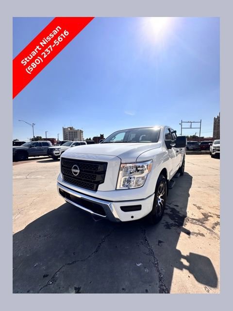 Certified 2024 Nissan Titan SV w/ SV Convenience Package image 1
