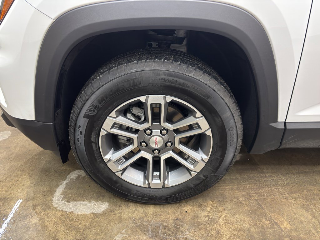 Used 2025 GMC Terrain Elevation image 12