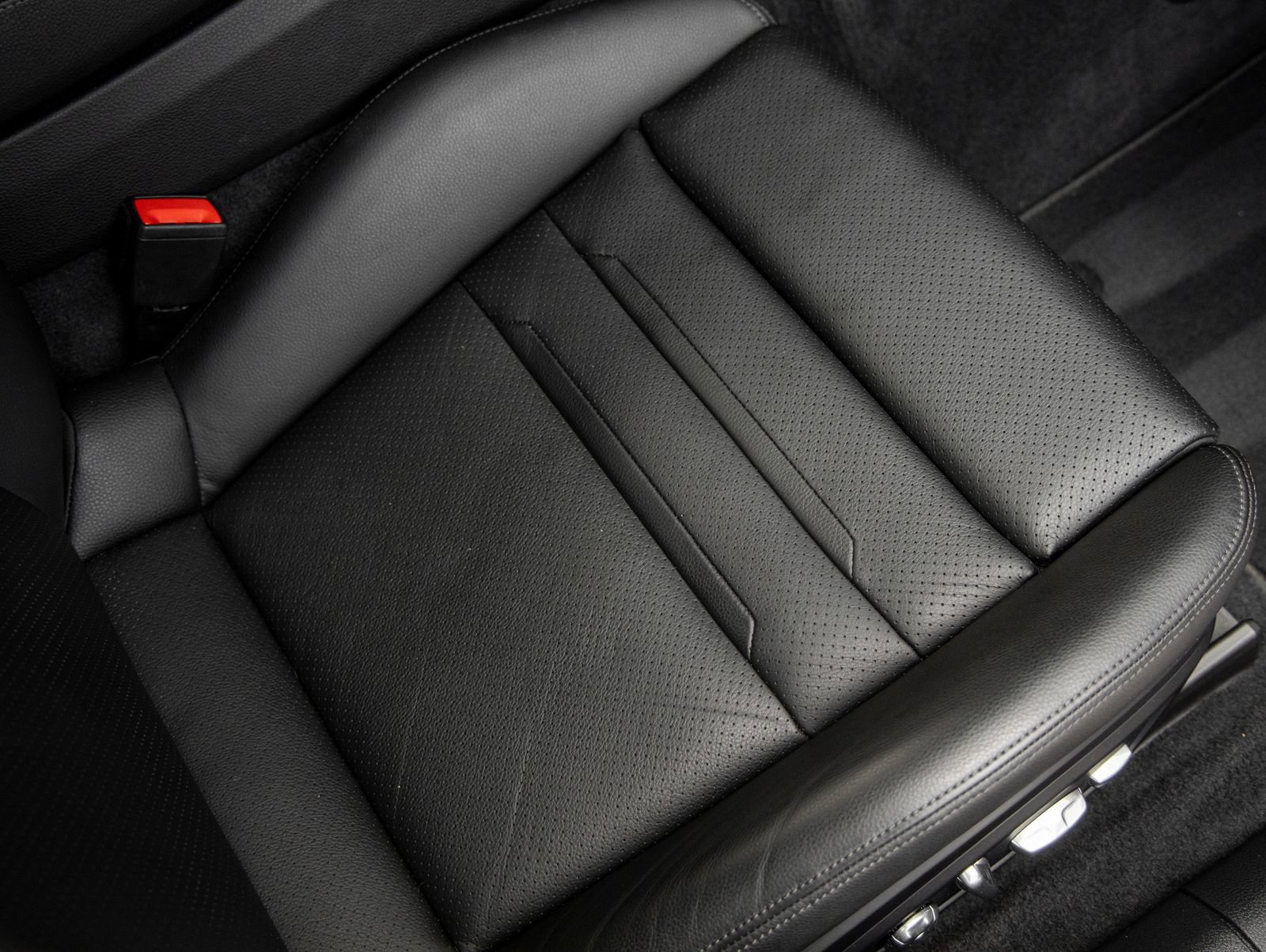 Certified 2020 Porsche Panamera 4S Executive AWD/4WD image 45