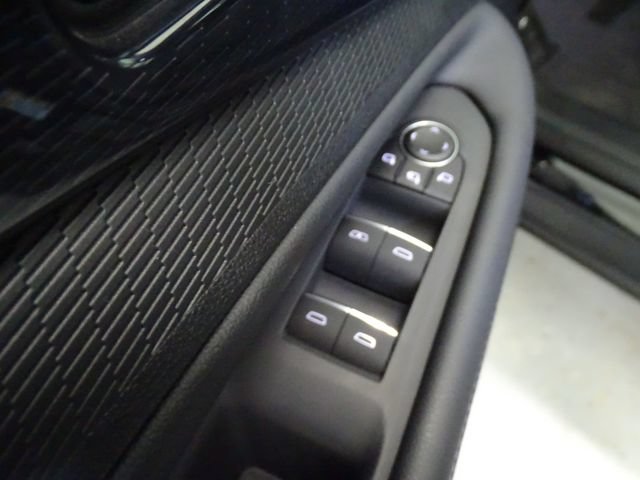 Certified 2025 Chevrolet Blazer EV RS AWD/4WD image 9